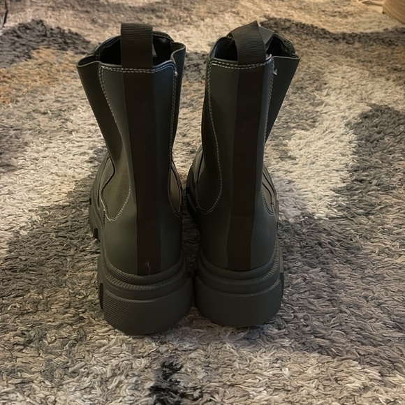 Missguided Dark Green Boots Ankle Olive Army Booties Shoes - Picture 3 of 7